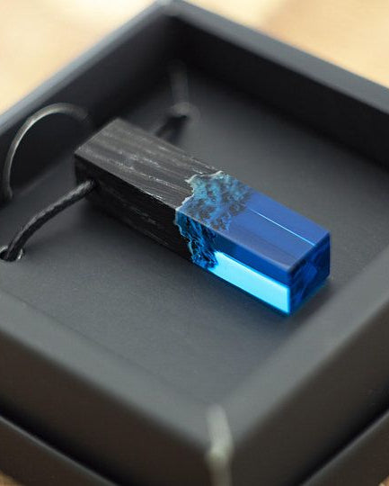 Prime7M Necklace l Handcrafted Resin Necklace - Premium Artisan Jewelry by Prime7M