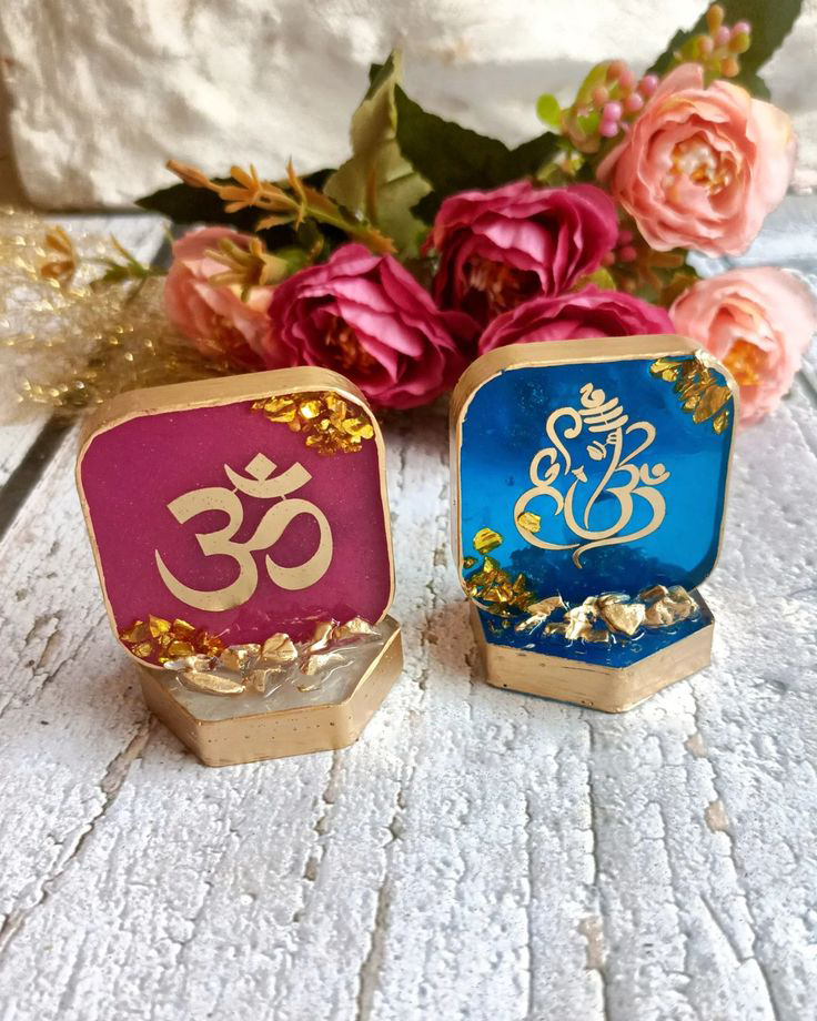 Prime7M Mini Ganesha Stand For Car,Home & Office.